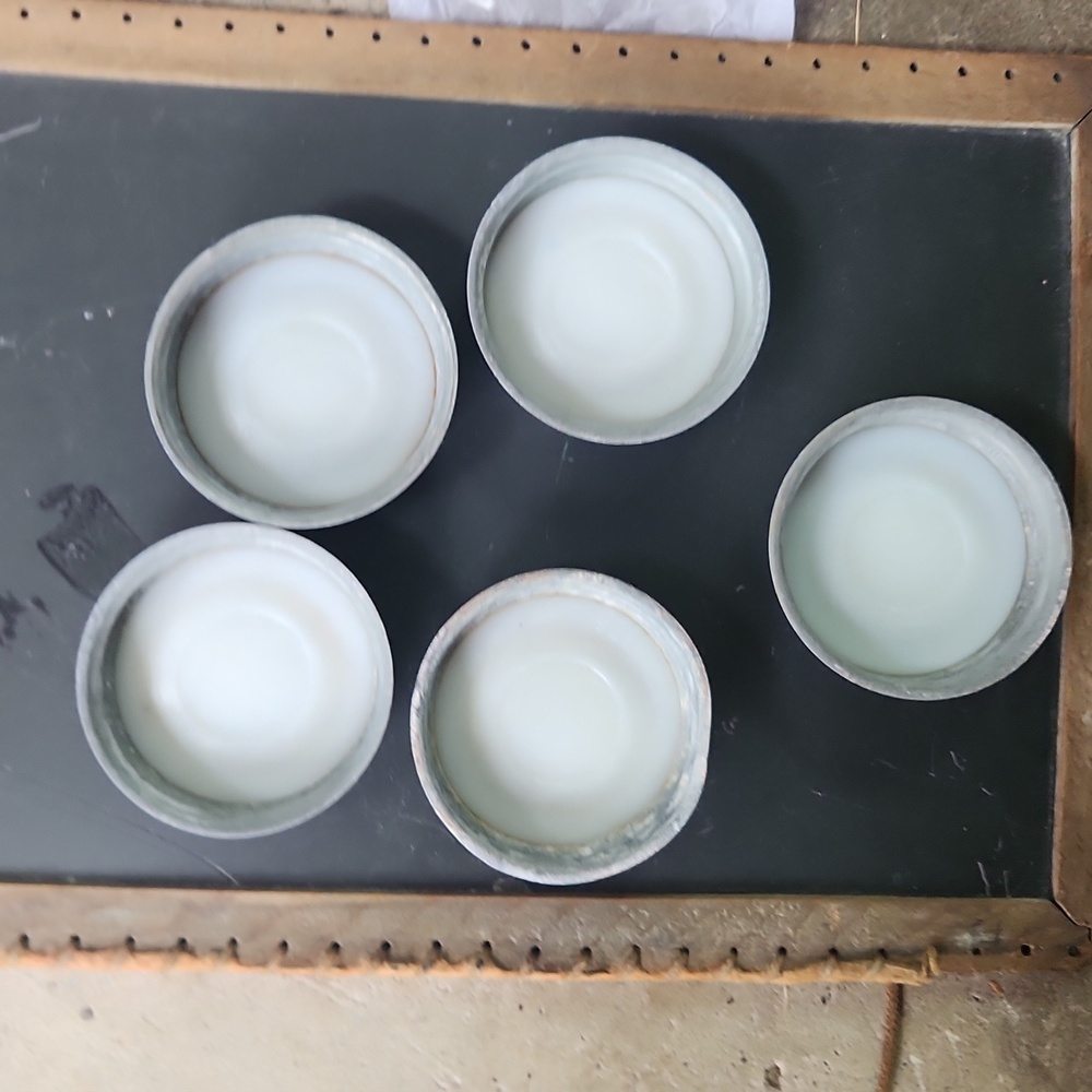 Zinc ball jar lids